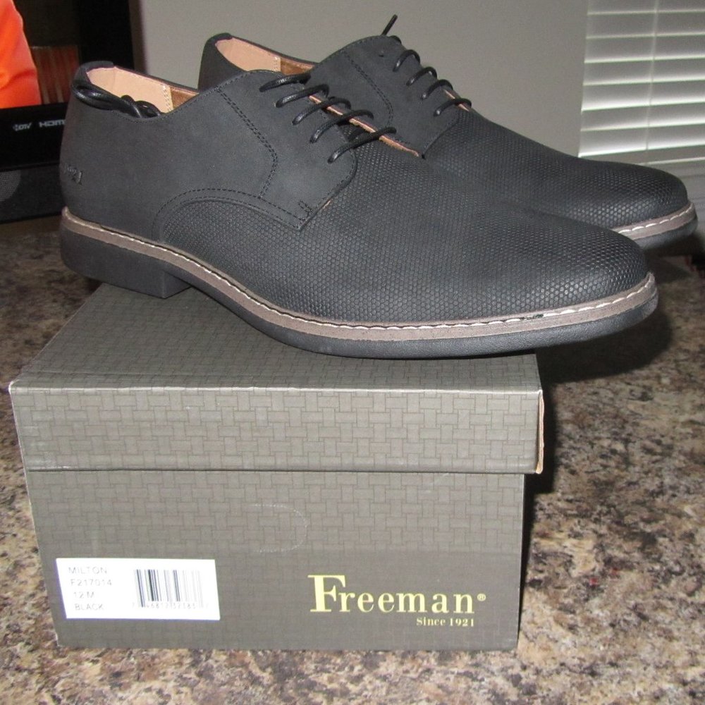Men's Dress Shoes by Freeman Size 10 M NIB (No price on box).